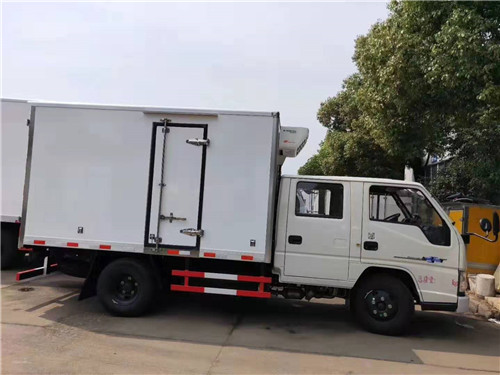 江鈴雙排座藍(lán)牌冷藏車，城市不限行