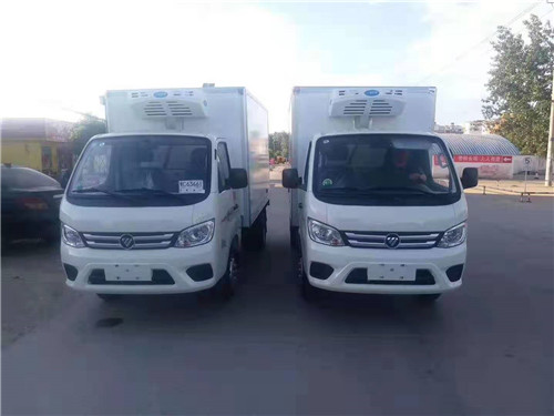  兩臺(tái)福田祥菱M1國(guó)六冷藏車發(fā)車了