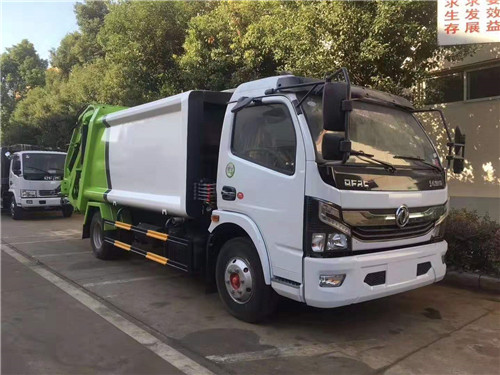 推薦??！東風(fēng)日產(chǎn).凱普特8方壓縮垃圾車現(xiàn)車一臺