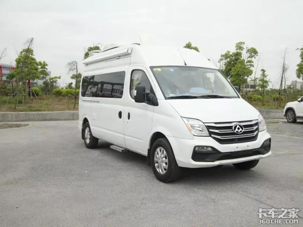內(nèi)飾高檔！實拍定制版大通V80長軸房車
