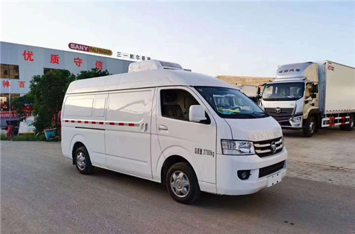 國六福田G7面包冷藏車匹配沈陽航天三菱160馬力汽油發(fā)動機，容積5.8方