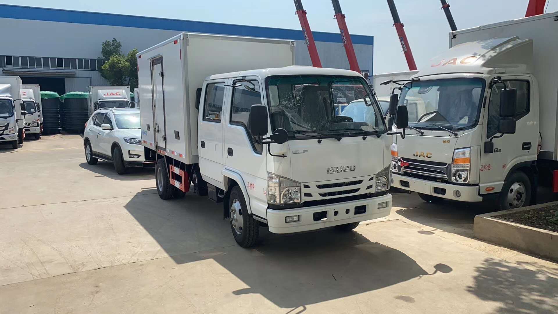 國(guó)六慶鈴五十鈴雙排座3.15米冷藏車(chē)技術(shù)參數(shù)