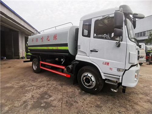 全新東風福瑞卡F9云內(nèi)國六12噸灑水車黃金組合，燃清上市