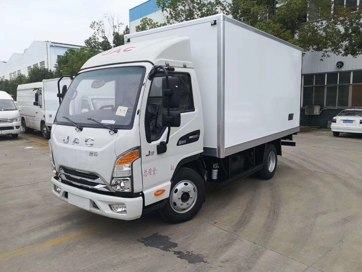 江淮康鈴J3國五冷藏車多少錢？