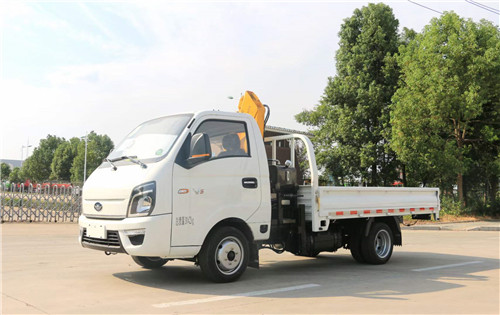 唐駿國六藍(lán)牌隨車吊，藍(lán)牌微型隨車吊的領(lǐng)導(dǎo)者