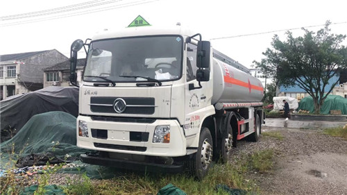 20年9月溫州牌照15噸油車，車況精品，基本沒怎么跑