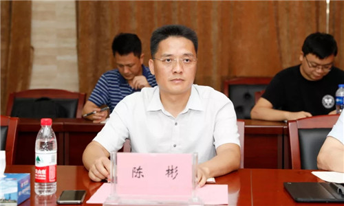 本期頭條：以國六切換為戰(zhàn)略抓手，程力繼續(xù)領(lǐng)跑全國專用車市場----國內(nèi)兩大商用車主機供應(yīng)商聯(lián)袂助推程力汽車領(lǐng)先國六專汽制造行業(yè)