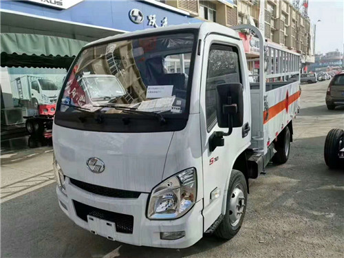 特大好消息 上汽躍進國六氣瓶運輸車北京環(huán)保已下發(fā)，可在北京上牌，暢行無阻！ (3).jpg