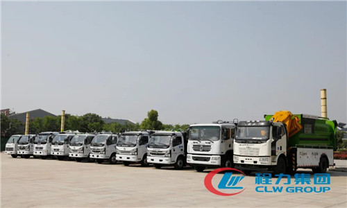  程力吊裝壓縮垃圾車專業(yè)廠，以科技創(chuàng)新為先導(dǎo)，吊裝壓縮垃圾車系列產(chǎn)品一舉成為網(wǎng)紅產(chǎn)品。