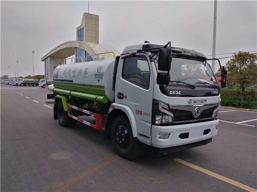 國(guó)六東風(fēng)92方灑水車(chē) (2).jpg