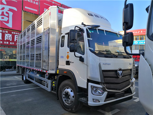 福田歐航7.8米國六畜禽運(yùn)輸車