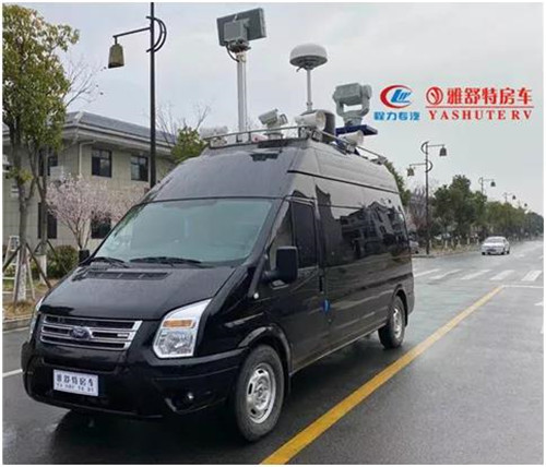福特新世代前臉融入了福特家族化元素，視覺效果干練流暢。搭載型號為DURATORQ4D226H的柴油發(fā)動機，最大功率為103KW，車輛采用承載式車身，驅動方式為前置前驅。