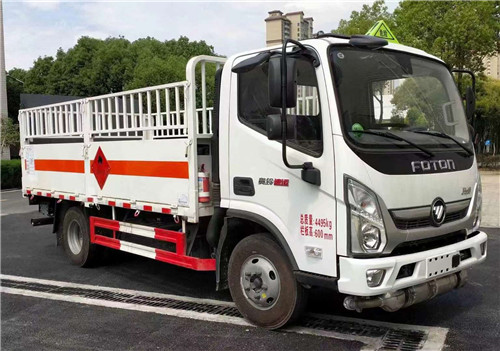 國(guó)六福田奧鈴52米氣瓶運(yùn)輸車(chē) (1).jpg