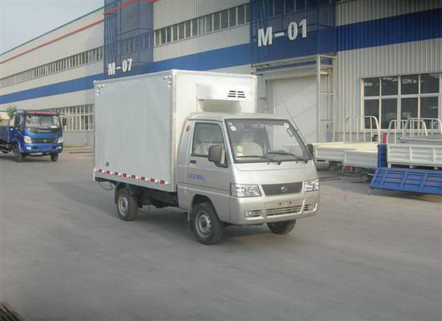 國(guó)四福田雙菱冷藏車(chē)