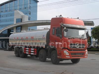 國四東風天龍前四后八鮮奶運輸車