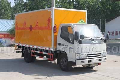 國(guó)四江鈴爆破器材運(yùn)輸車(chē)