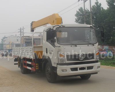 國四東風(fēng)153隨車吊配5噸、6.3噸吊機(jī)