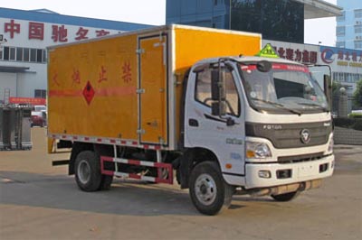 國(guó)五福田歐馬可易燃液體廂式運(yùn)輸車(chē) 