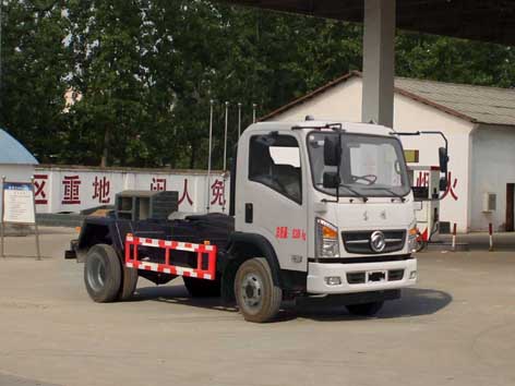 國(guó)四東風(fēng)車廂可卸式垃圾車 