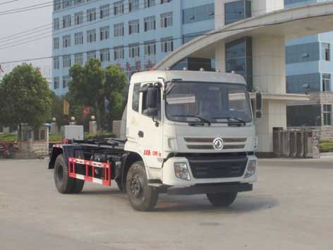 國(guó)五東風(fēng)車廂可卸式垃圾車 